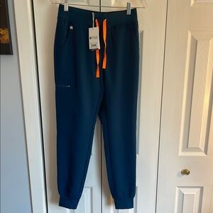 NWT FIGS Zamora Joggers